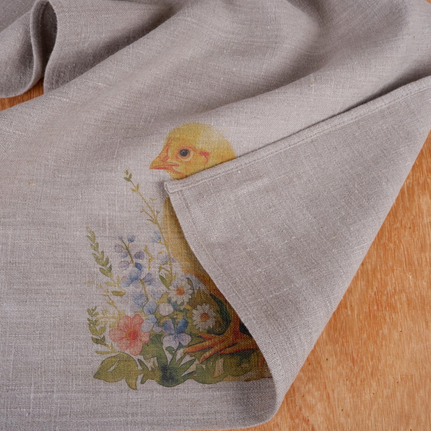 Little Chicken Floral Tea Towel in linen - Easter Hand Towels Tea - Farmhouse Floral Dish Towel - Kitchen Décor Easter Kitchen Tea Towel