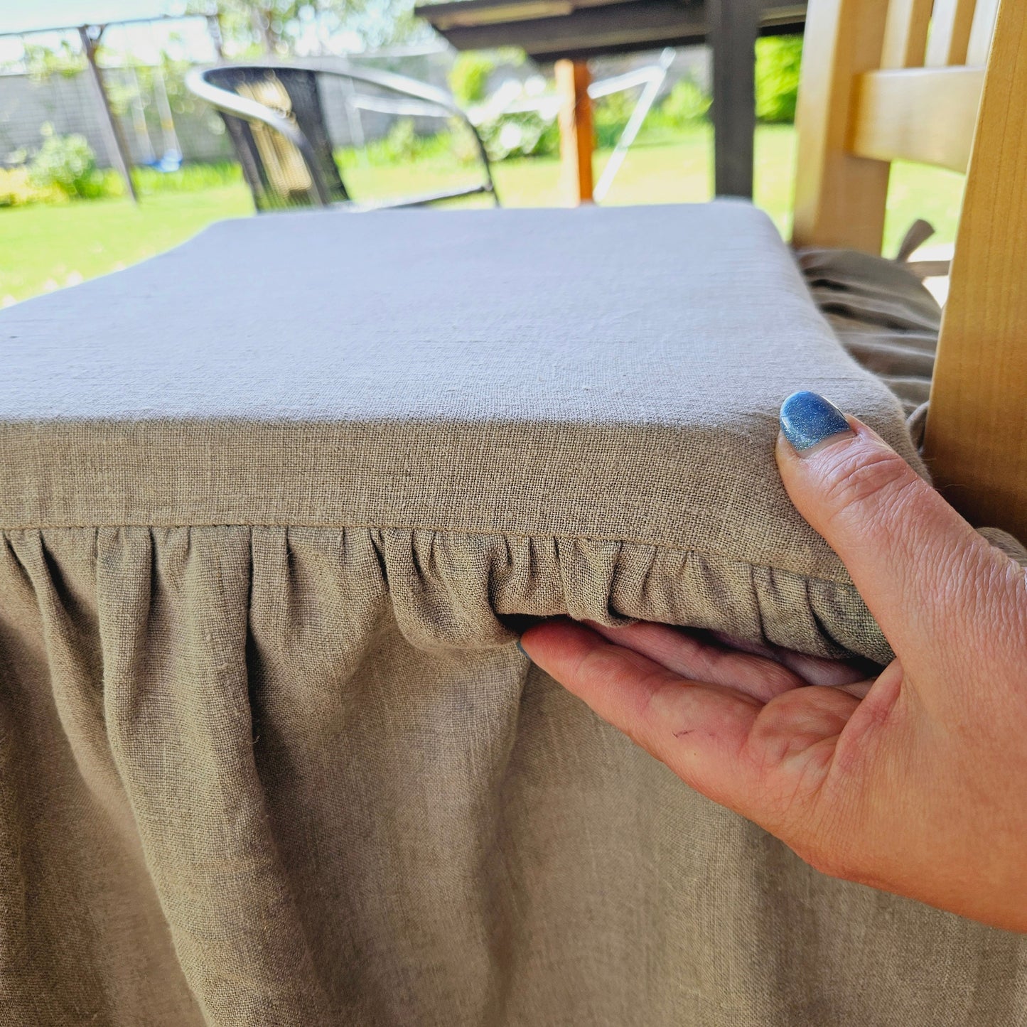 Dining Chair Cover in linen , French Large Linen Chair Seat Covers with 4 sided Ruffle in Natural Flax Color Chair Pad With Ties