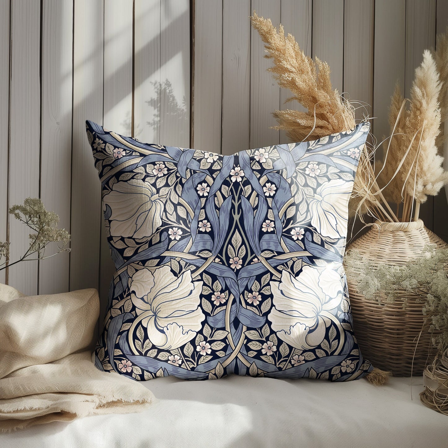 Modern linen Floral Pillow Cover William morris Pimpernel, Art and Crafts Pillow case on linen for Coutryhome Victorian