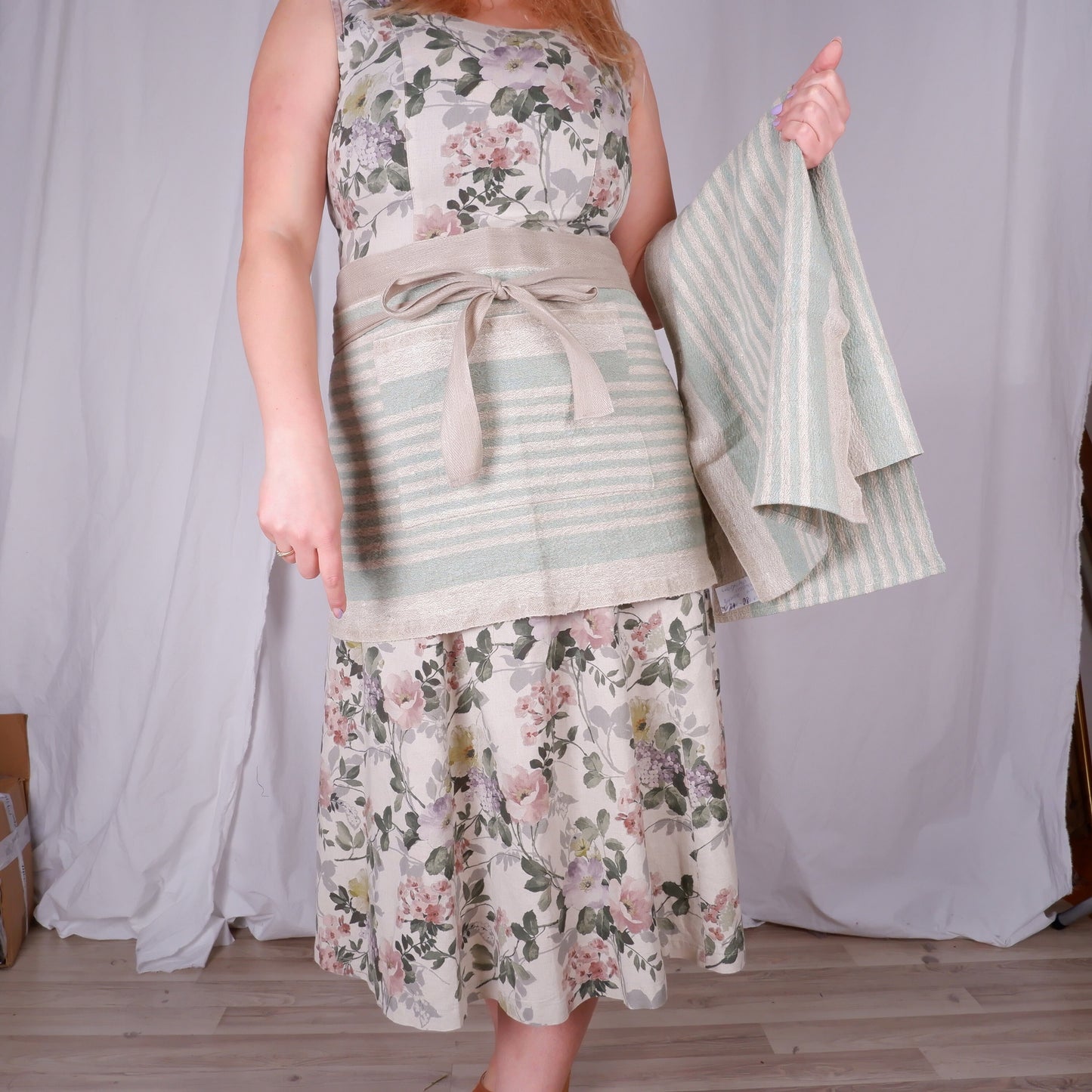 Garcon apron 100% Linen, Softened Gardening Kitchen Daily life apron, Linen half apron for women and men, apron for grilling season Barista