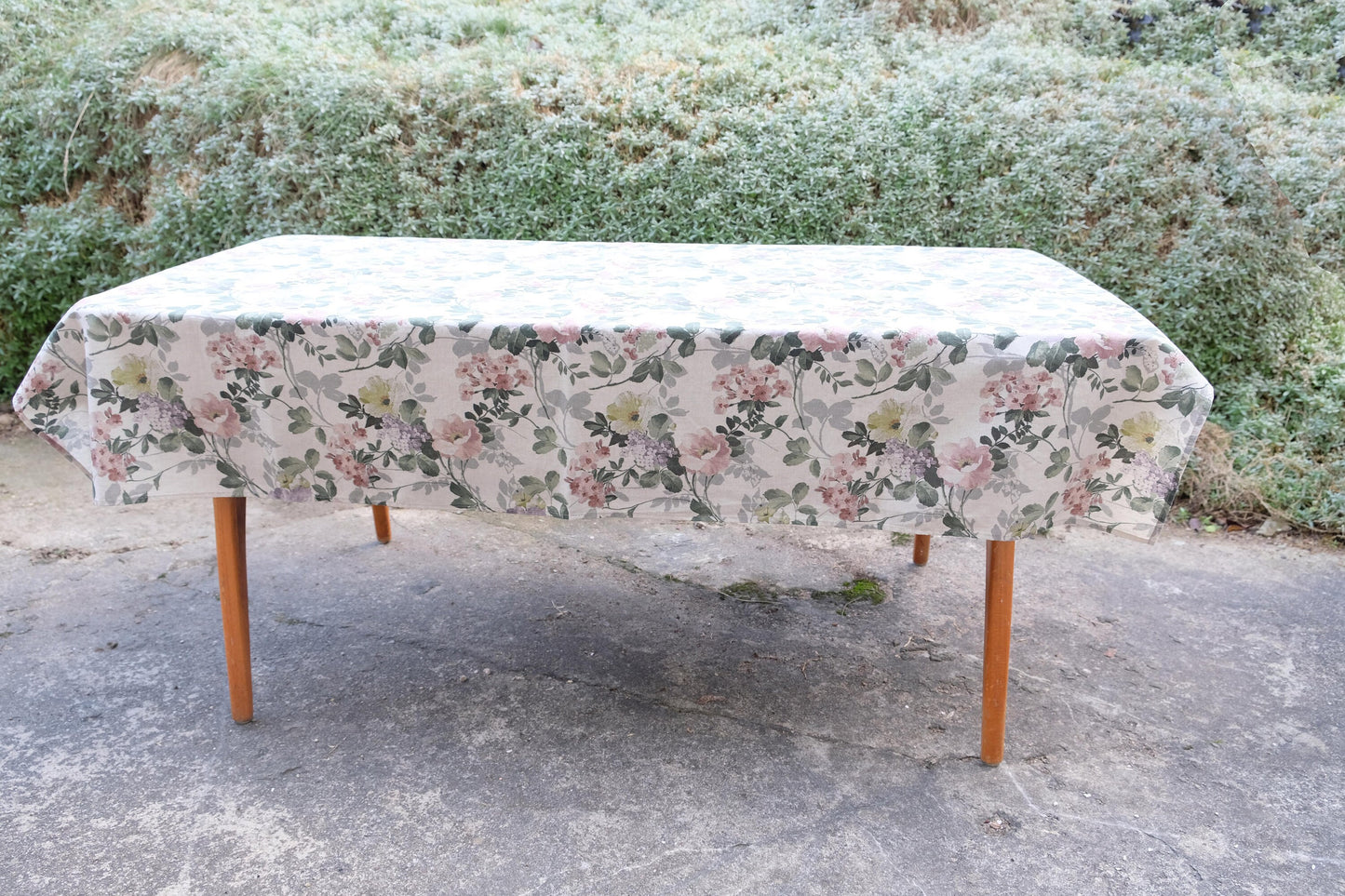 100% Linen tablecloth FLORAl beige French table cloth rustic rectangle square oval country - botanical linen tablecloth in custom size