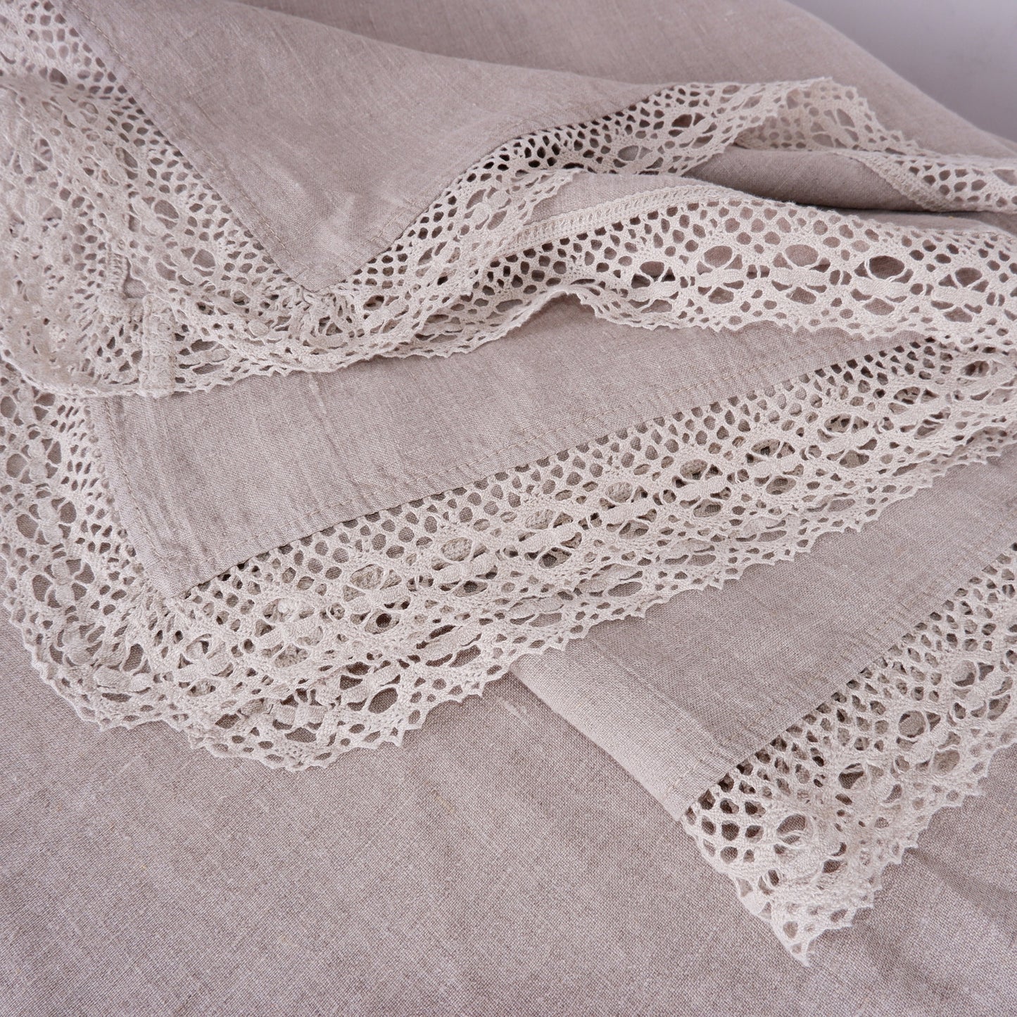 White laced linen tablecloth, 100% Linen tablecloth with LACES Romantic Luxury PREWASHED French table cloth rectangle square oval