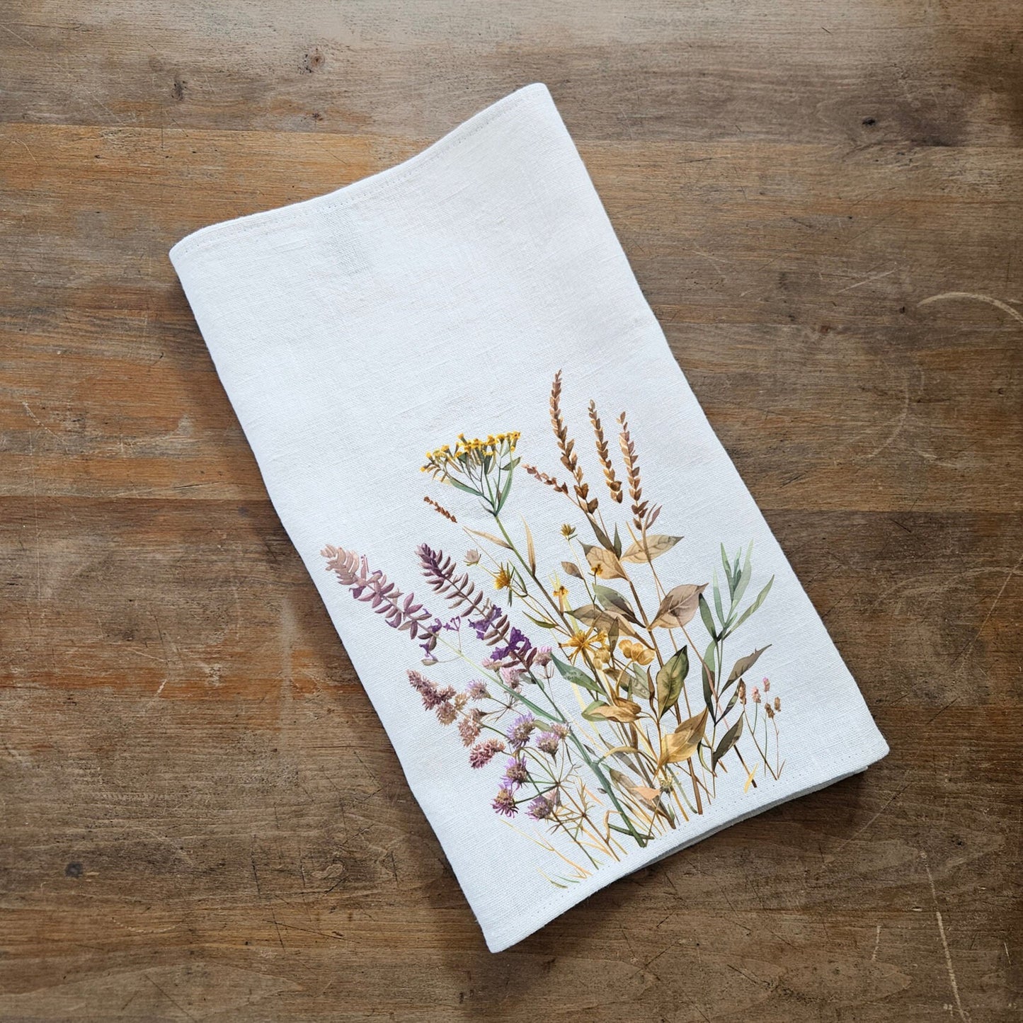 violet floral Tea Towel in linen, Botanical Hand Towels Tea in linen, meadow flowers linen Dish Towel Kitchen Décor Tea Towel in linen