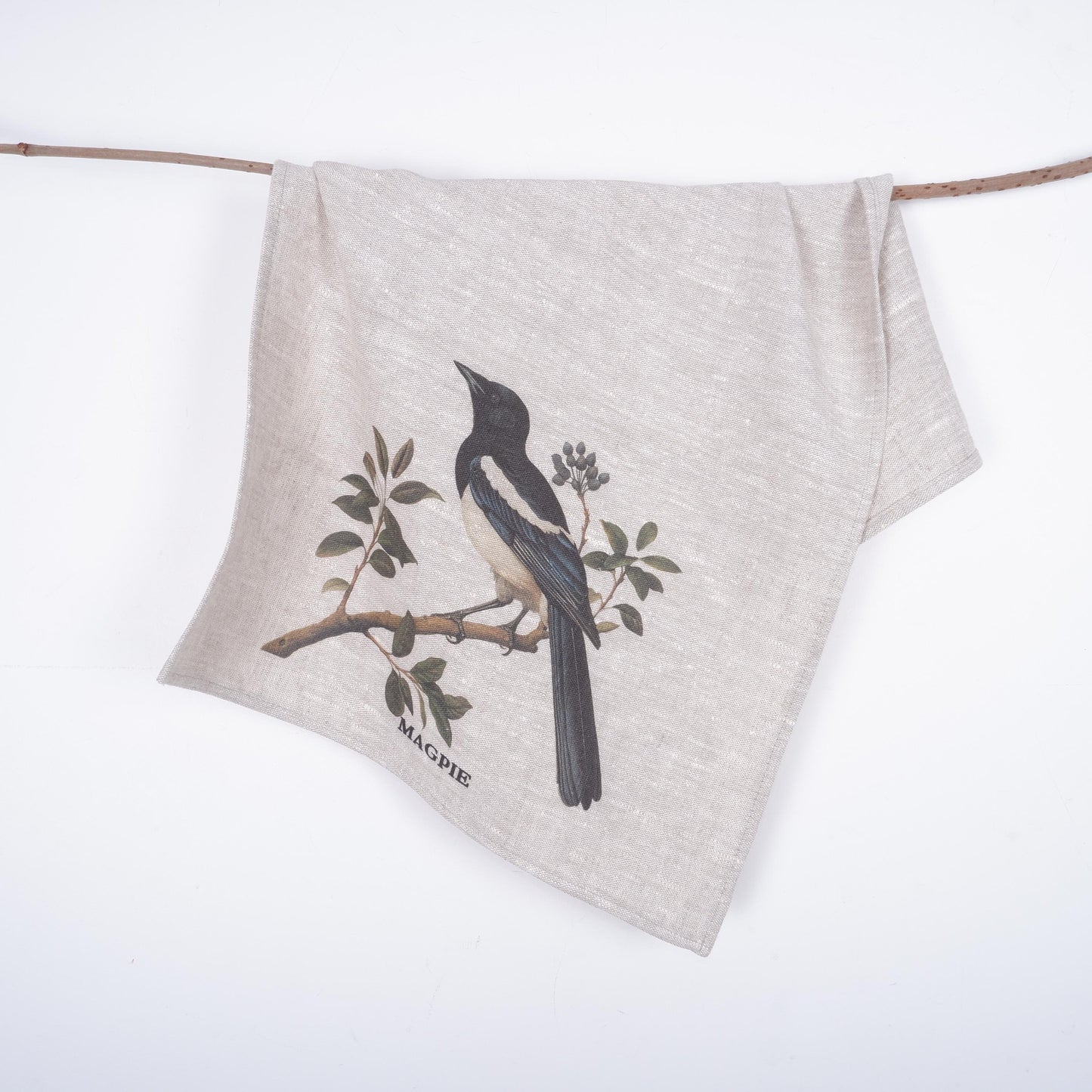 Magpie bird Tea Towel in linen, hand Towels Tea in linen, bird Dish Towel Kitchen Décor Tea Towel in linen