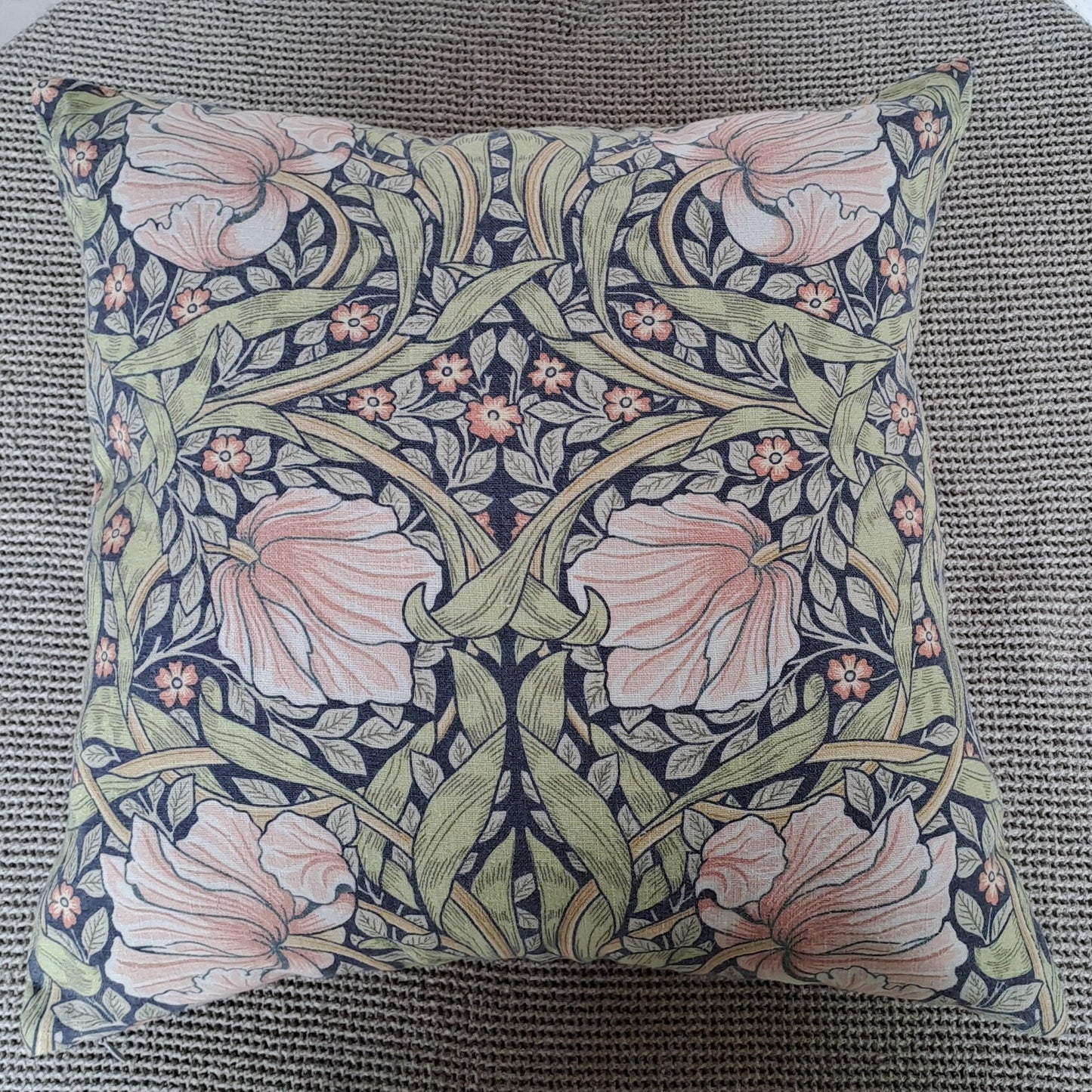 Modern linen Floral Pillow Cover William Morris Pimpernel, Art and Crafts Pillow case on linen for Coutryhome Victorian