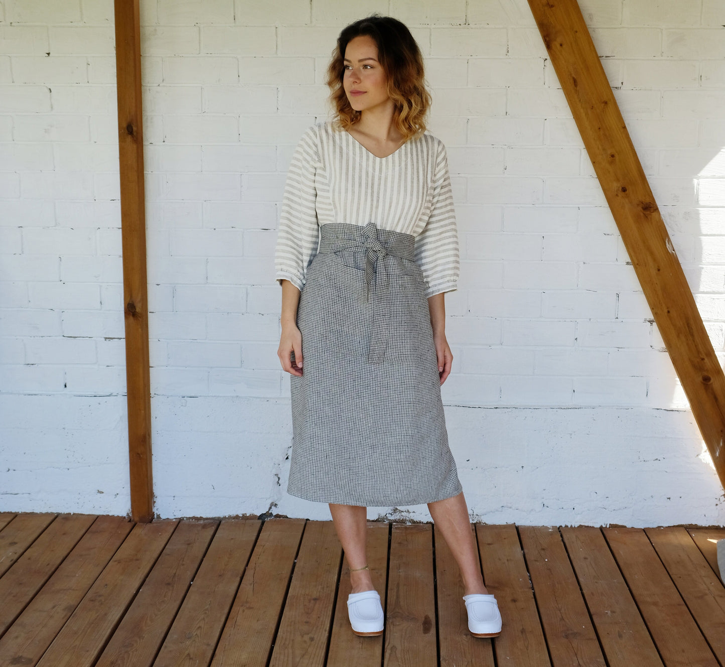 Garcon apron 100% Heavy and Medium Weight Linen. Softened Gardening Kitchen Apron Handmade. Daily life apron