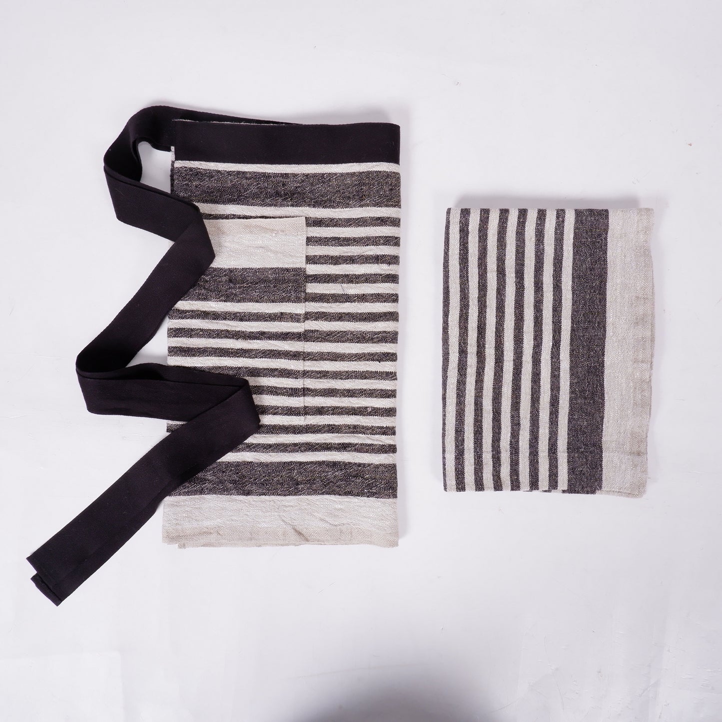 Garcon apron 100% Linen - french grain sack flax - natur black - Softened Gardening Kitchen Apron - Daily life apron