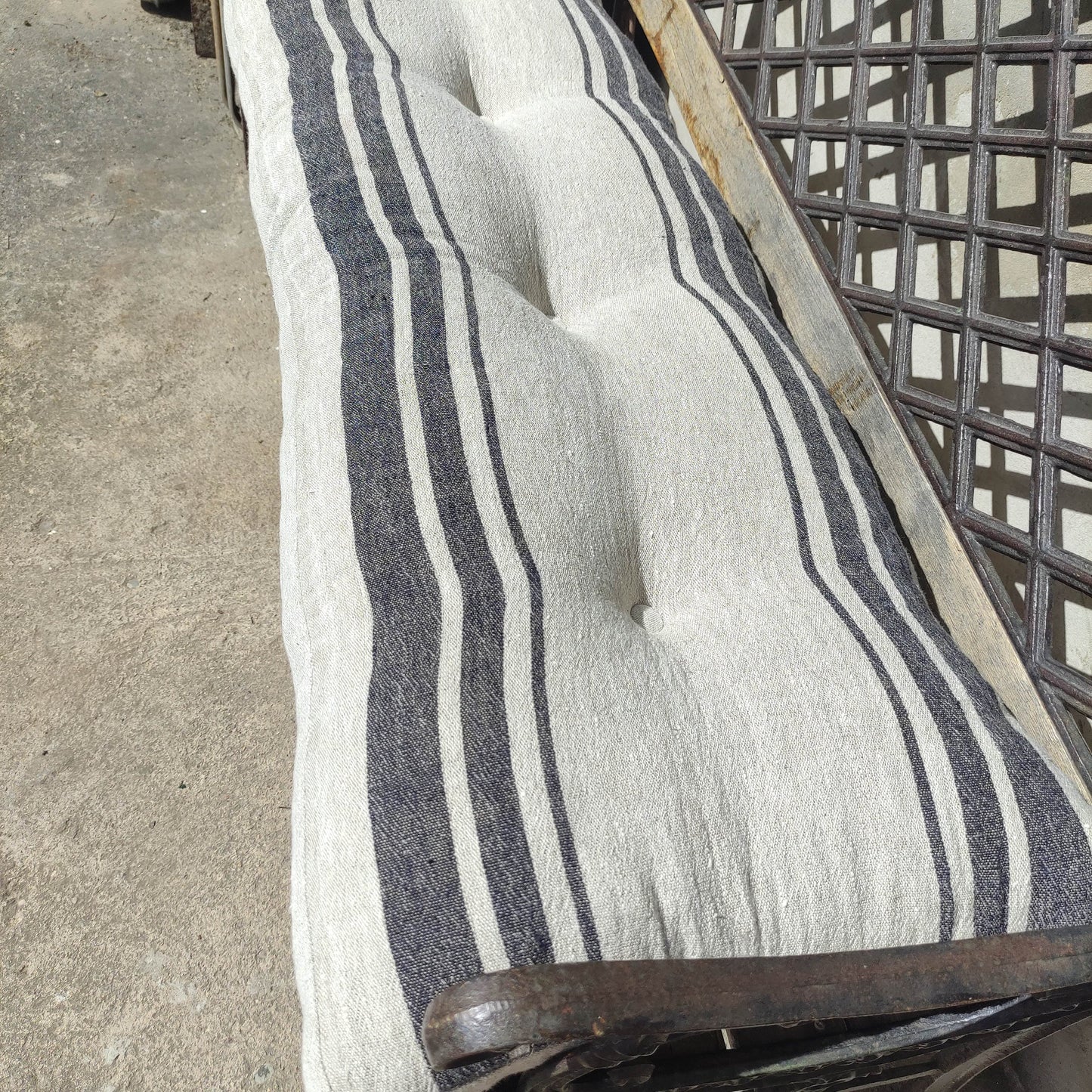 Bench cushion in custom size in grain sack linen, Window seat cushions, Handmade mudroom Cushion, Built-In Seating Kitchen Cushion