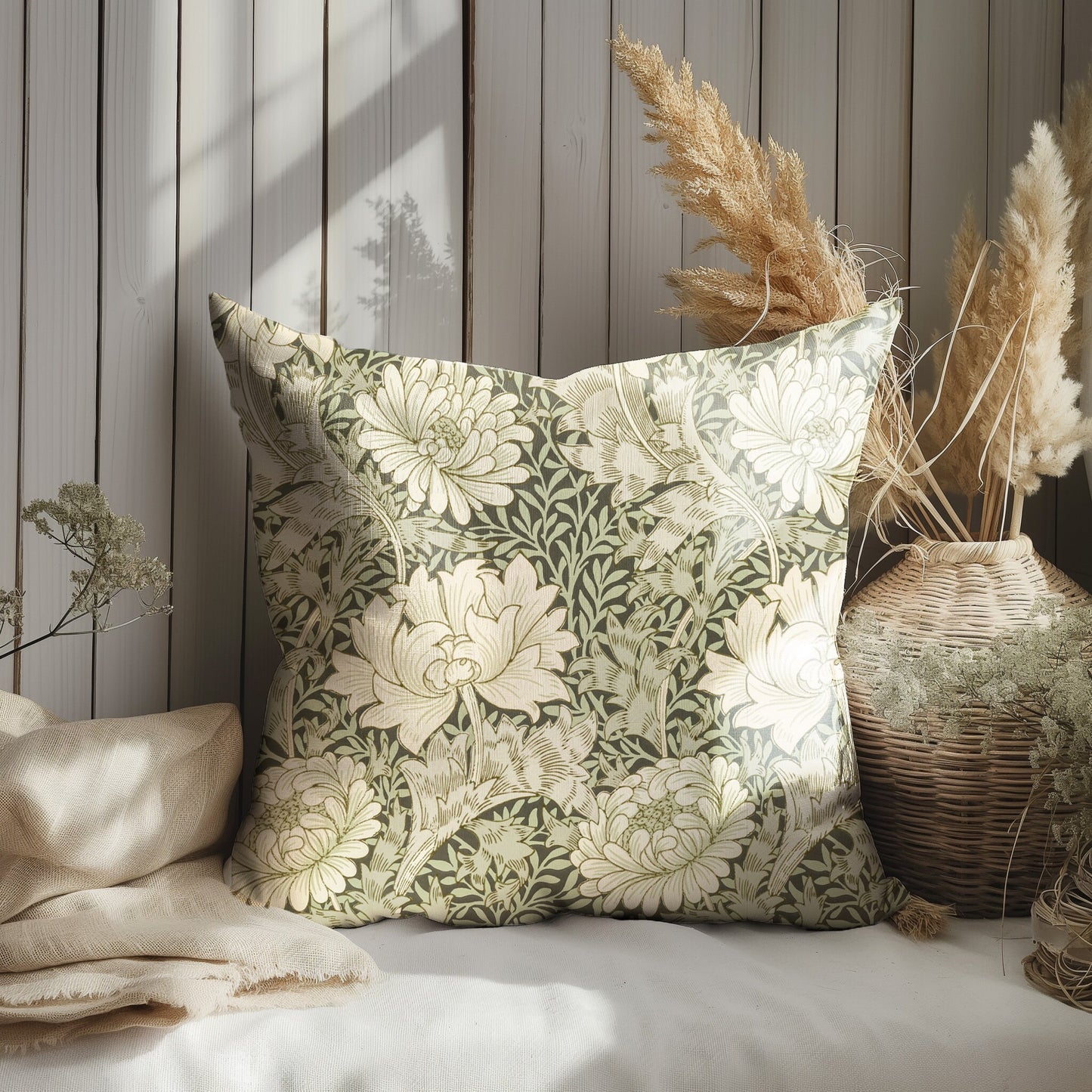 Designer linen Pillow Cover with William Morris Crysanthemum print , Art and Crafts Pillow case on linen for Coutry home Victorian