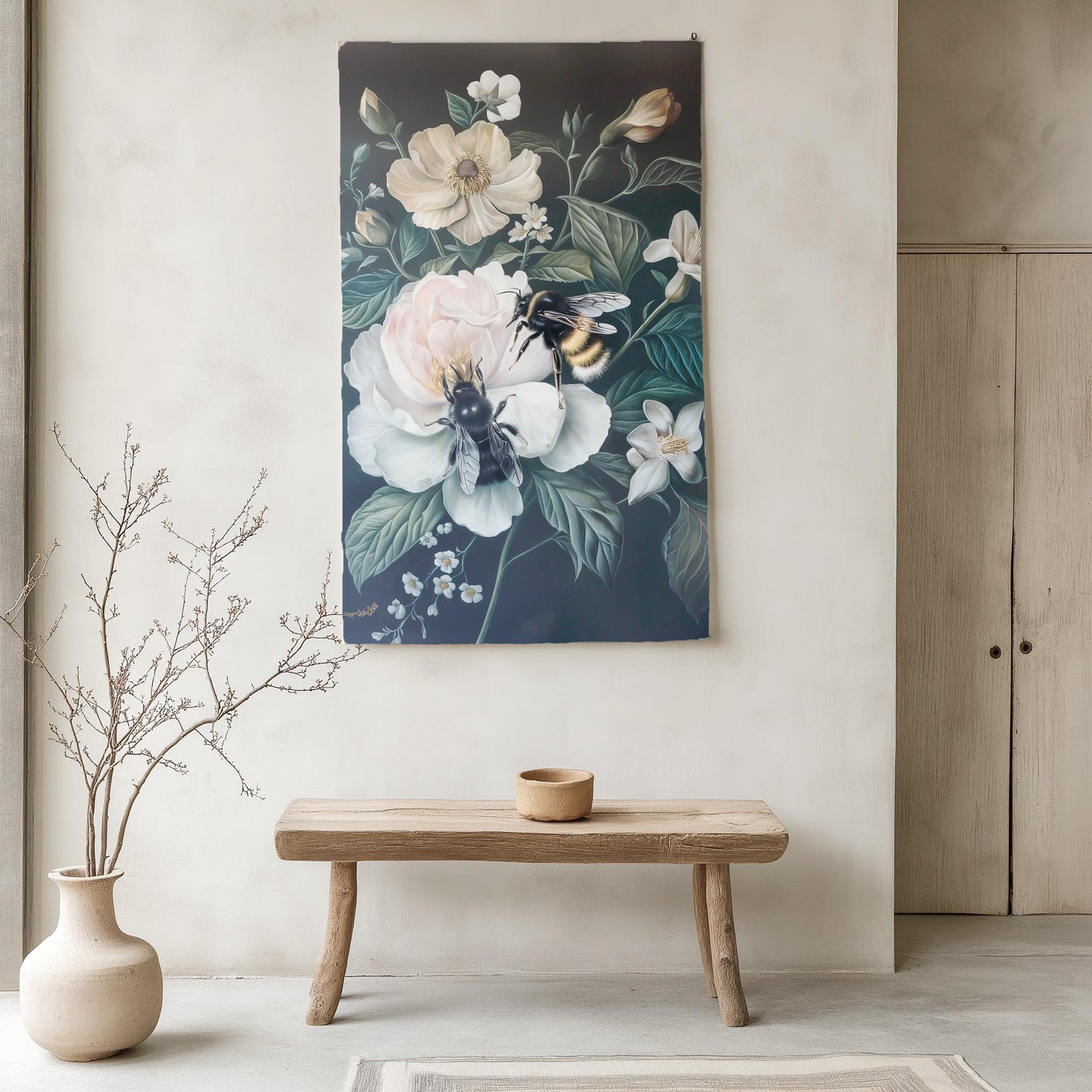 Handgjord väggbonad med blommotiv i 100 % linne – redo att hängas