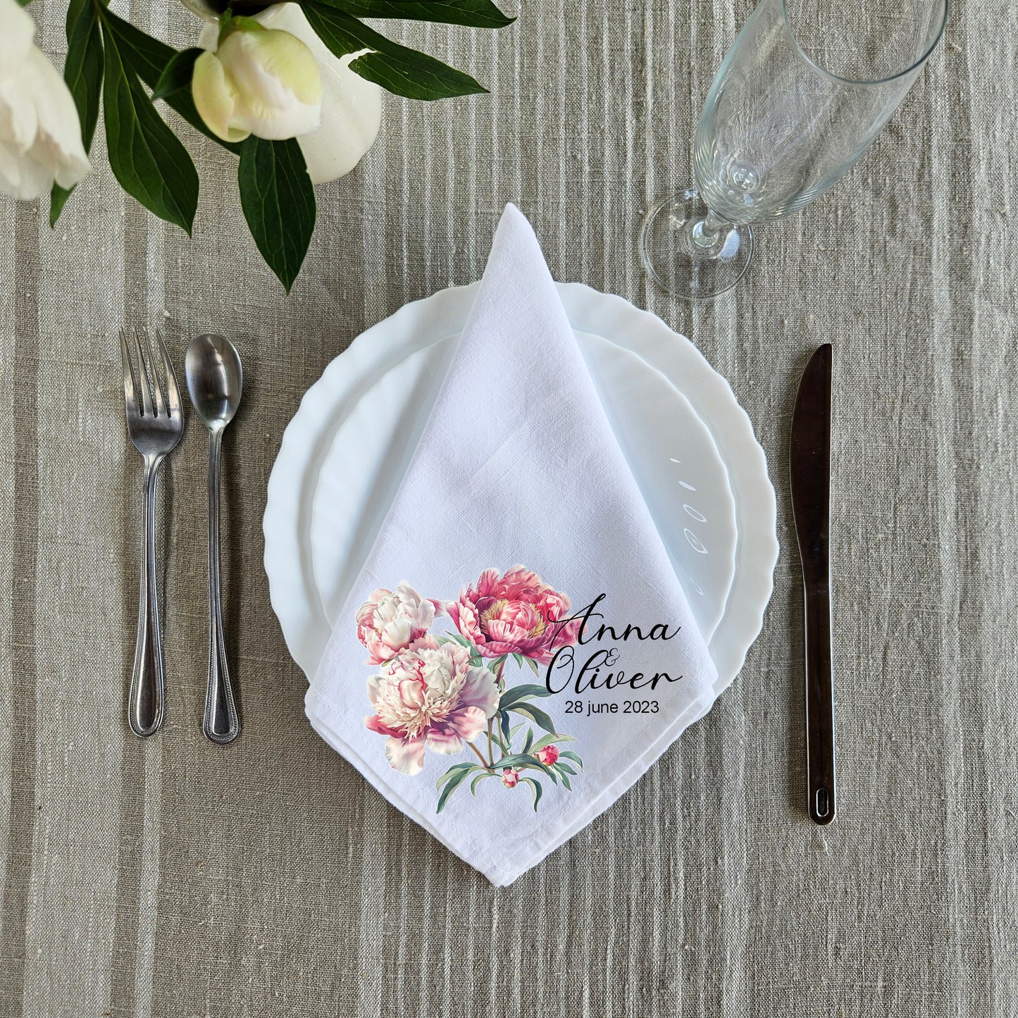 Custom Design White Cloth Cocktail Napkins, luxury weddings menu napkins in linen, Custom Names Napkins