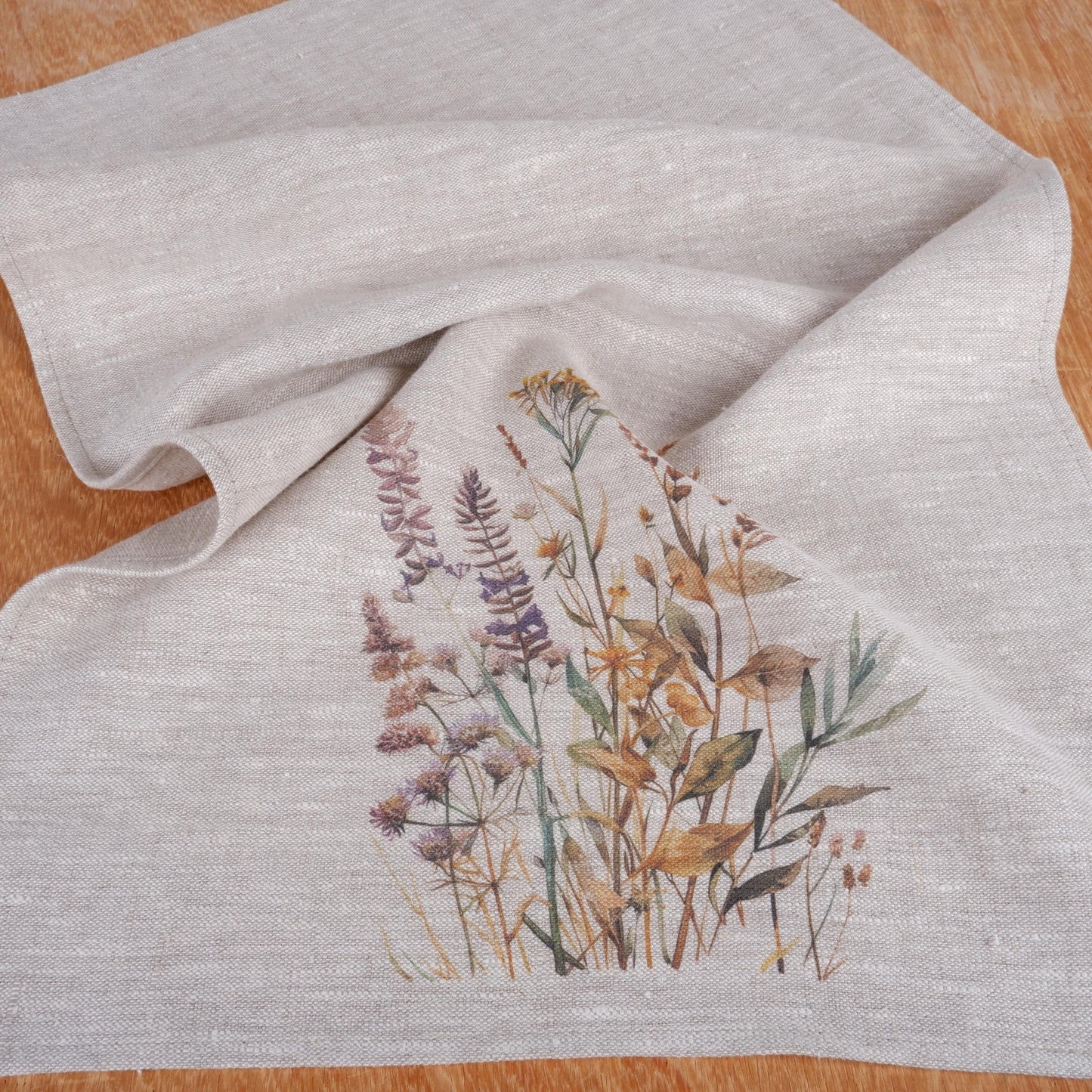 Meadow floral Tea Towel in linen, Botanical Hand Towels Tea in linen, meadow flowers linen Dish Towel Kitchen Décor Tea Towel in linen