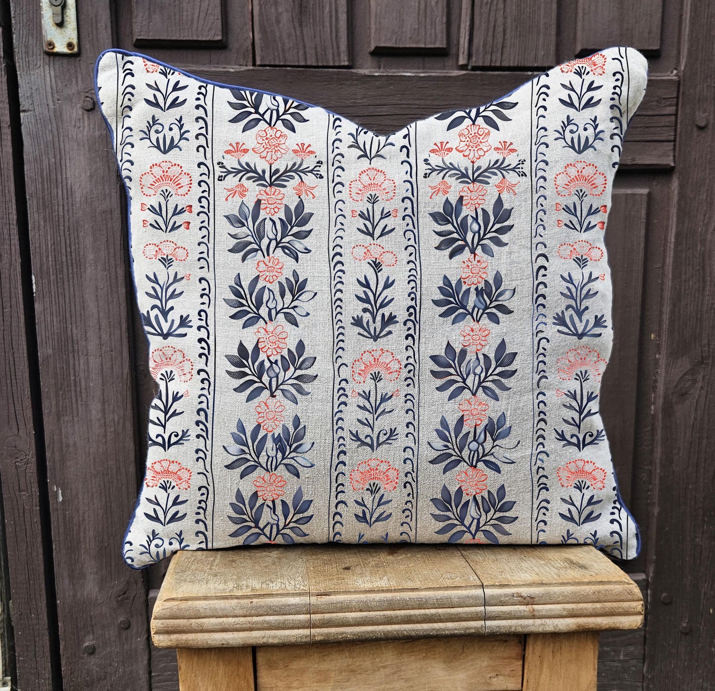 Modern vintage linen Pillow Cover with block floral print, blue french Boho Pillow print on linen, Coutryhome cushion case in European flax