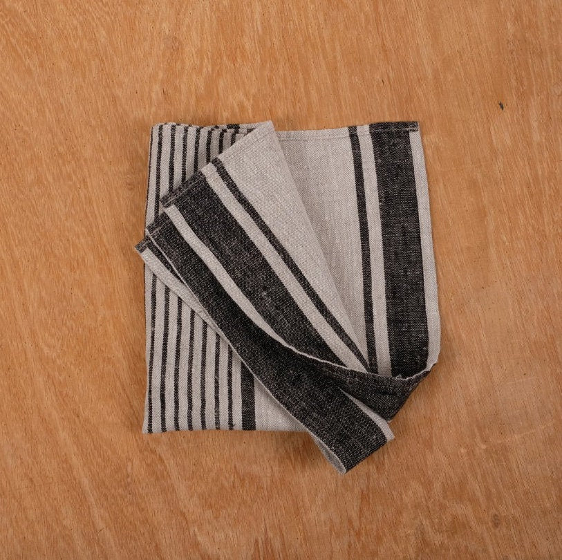 Linen napkins - grain sack French linen. Natural black striped. Cottage coutry style. Set of linen napkins. Stonewashed cloth napkins