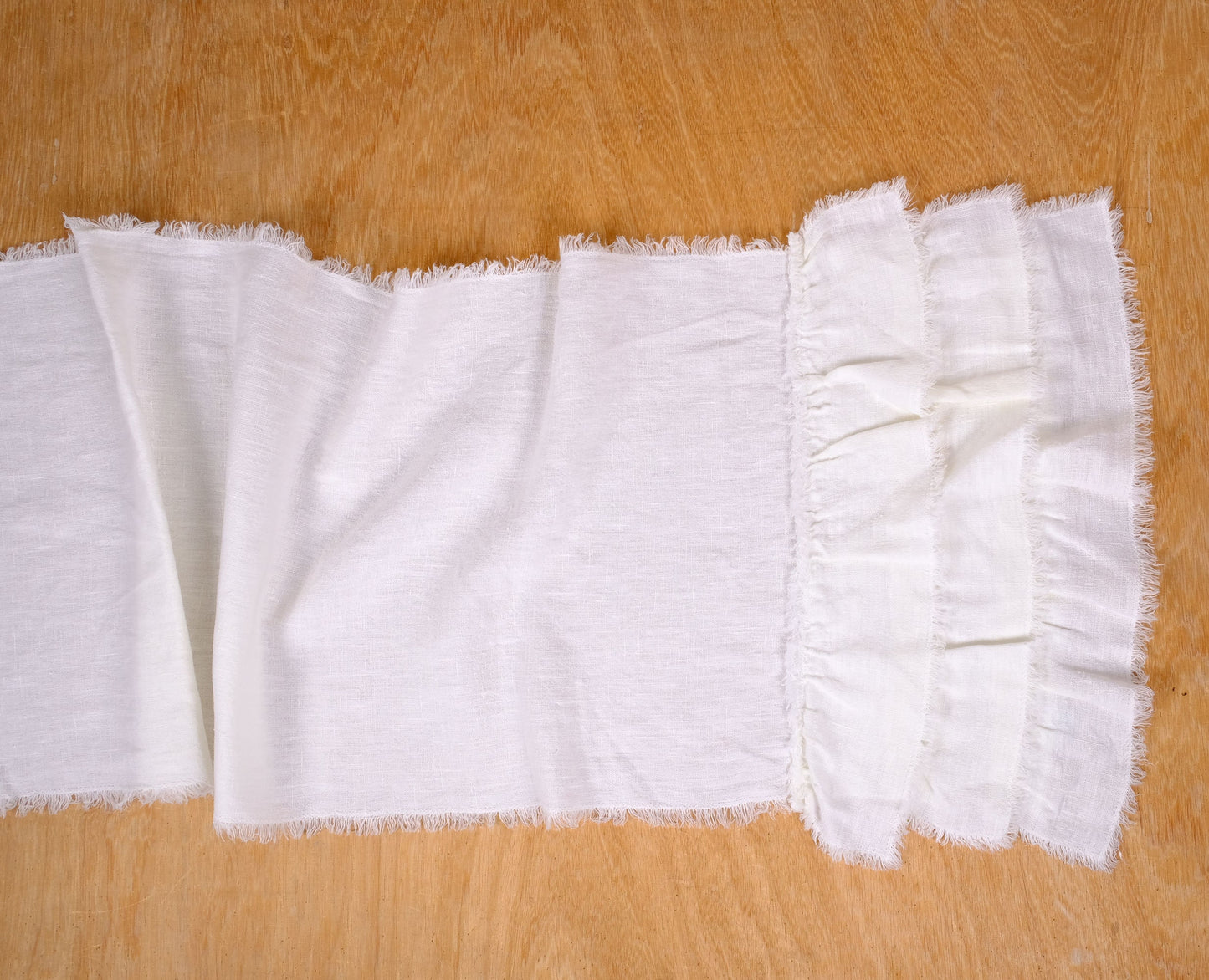 Linen runner - french sack linen. With ruffles. Natural Rustic linen Cottage farmhouse country style linen. Stonewashed. 100% linen Burlap