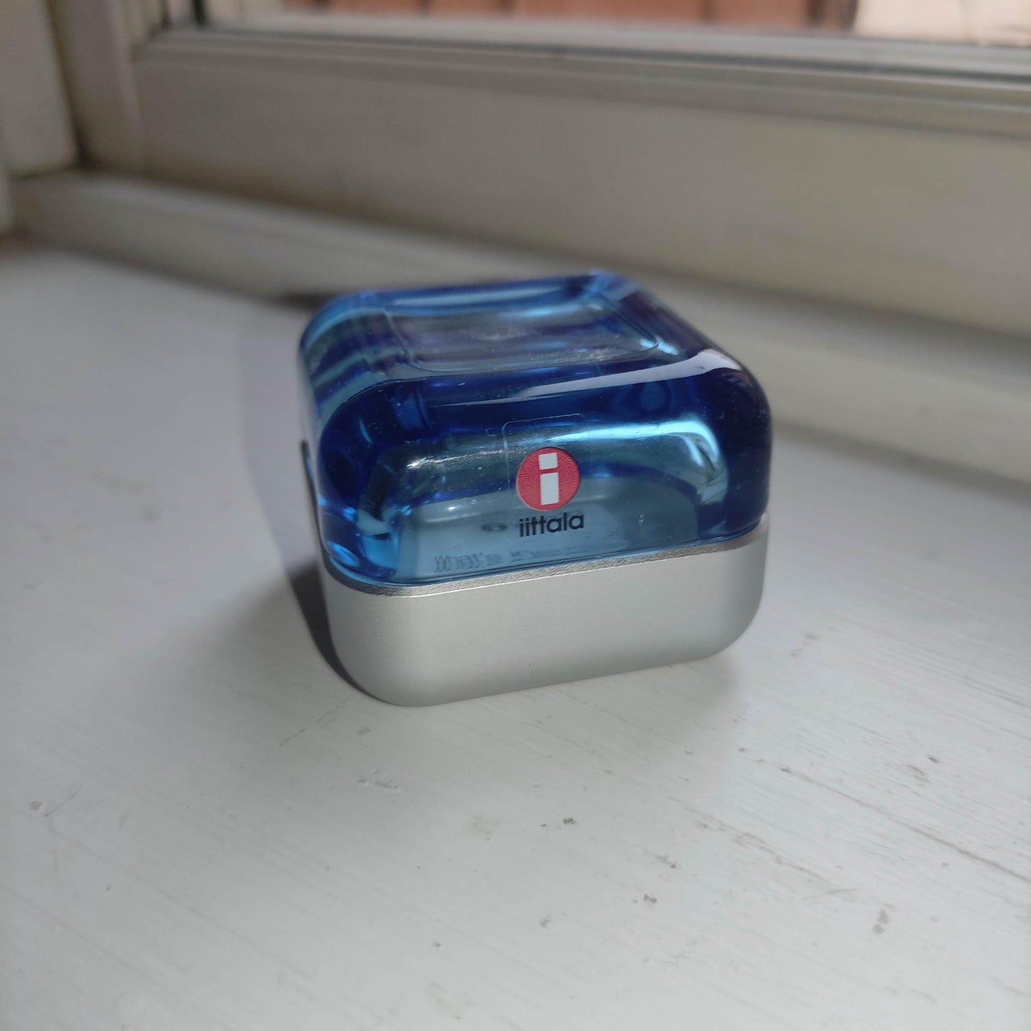 Iittala: VITRIINI Series - Small Large Jewelry Box - blue glass with metal bottom