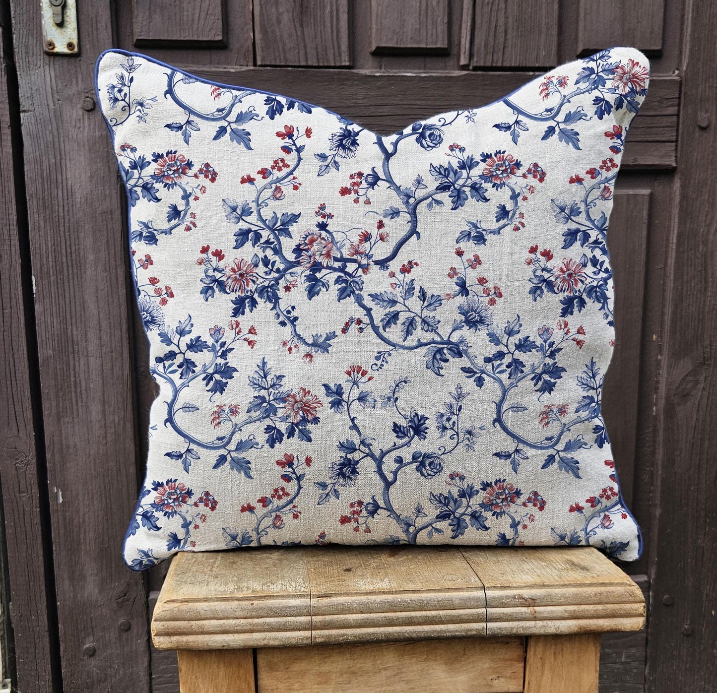 Modernt örngott i linne med blått blommönster, Toile de jouy örngott i linne, Coutryhome-tryckt örngott i europeiskt lin