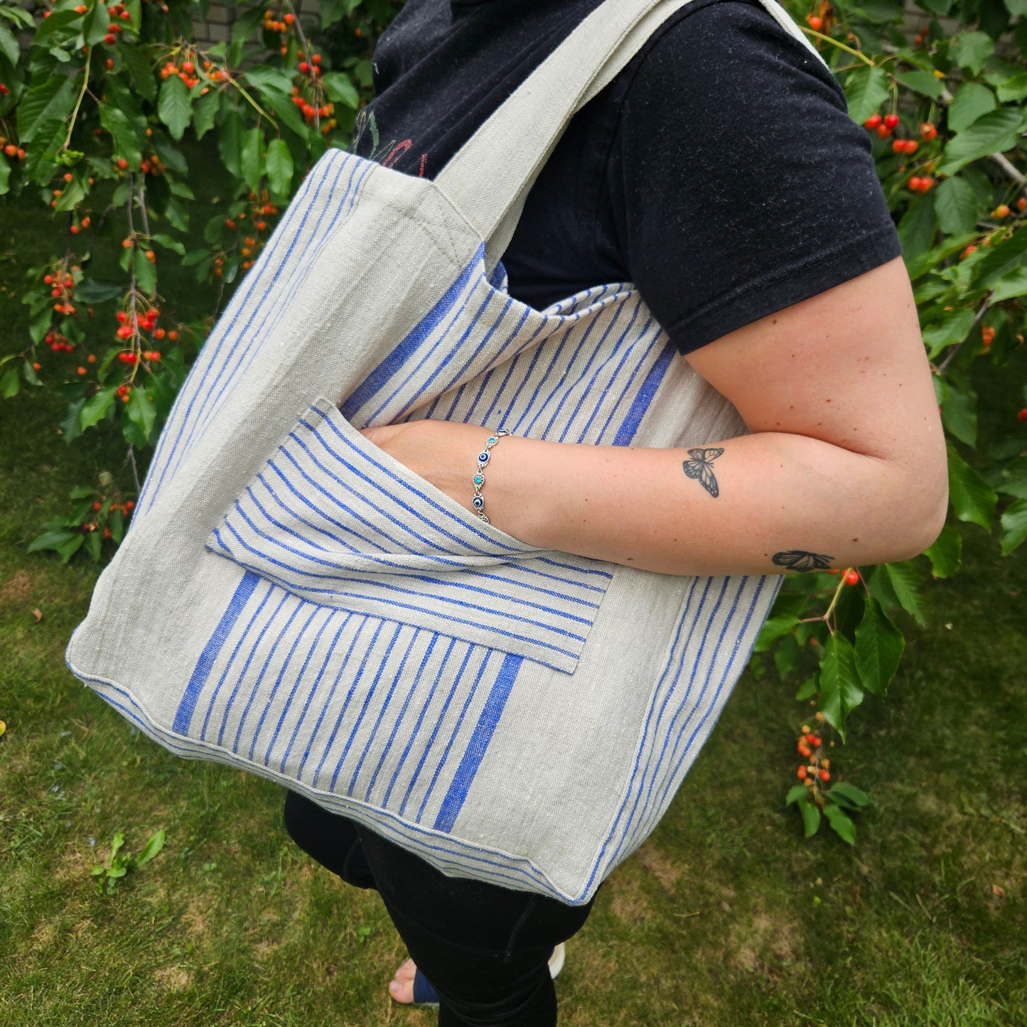 Tote bag in french striped linen, large shopping bag , striped linen bag, shoulder bag, French style linen beach bag, striped summer bag