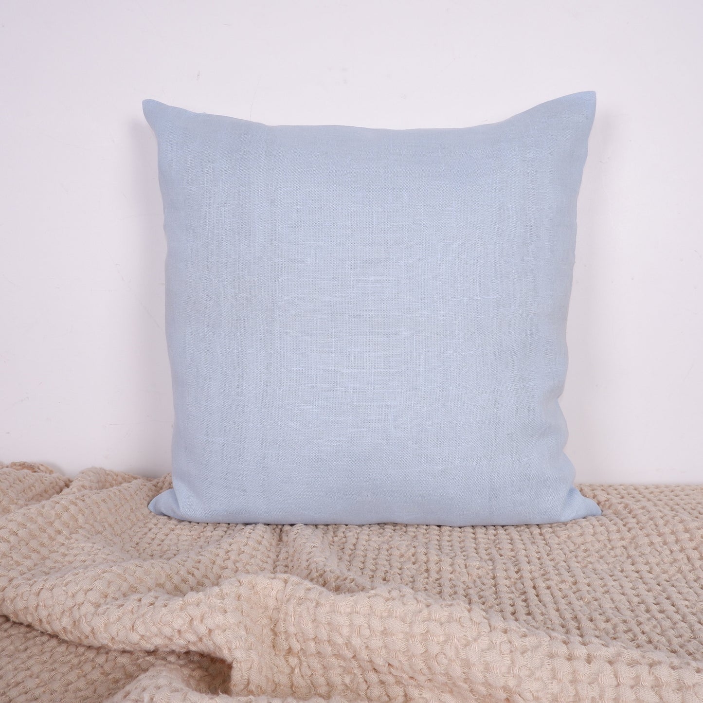 SALE LINEN Cushion cover in green, decorative linen pillow cover