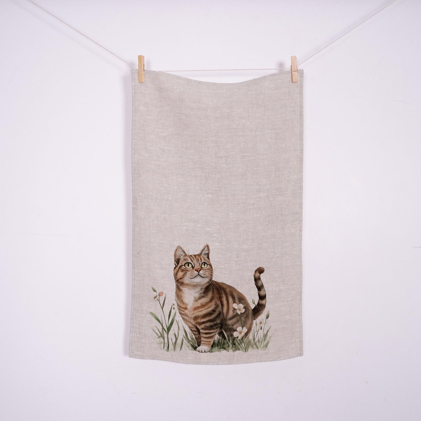 Katt på äng kökshandduk i linne - Tabby katt kawaii handdukar - Farmhouse blommig diskhandduk