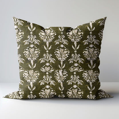 Designerörngott med olivgrönt blommönster på linne, mörkgrönt boho-kudde, kudde med lantlig blommönster i blocktryck