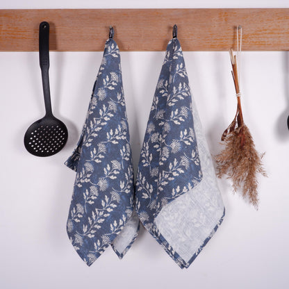 French Tea Towel in linen with toile de jouy print Indigo blue, floral Hand Tea Dish Towel Kitchen Décor Tea Towel