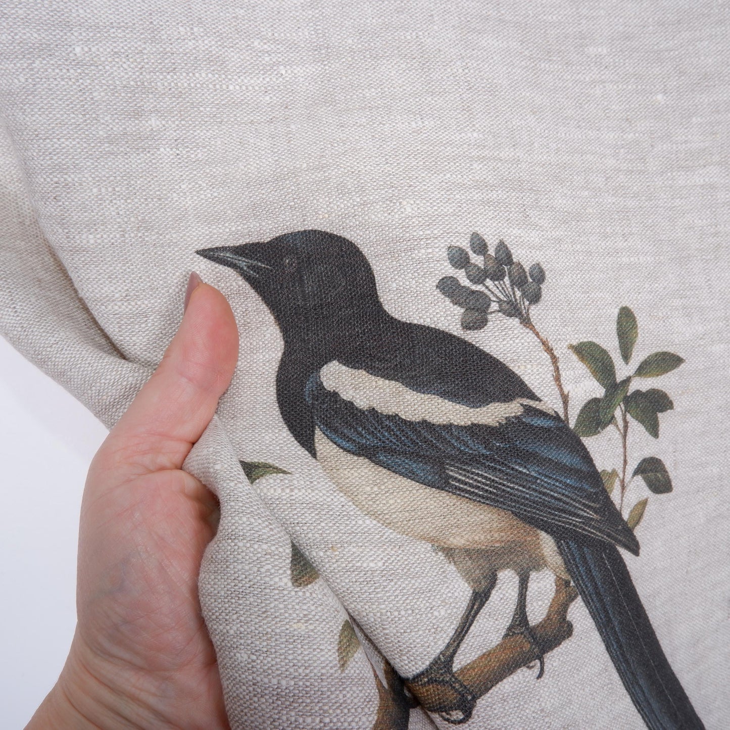 Magpie bird Tea Towel in linen, hand Towels Tea in linen, bird Dish Towel  Kitchen Décor Tea Towel in linen