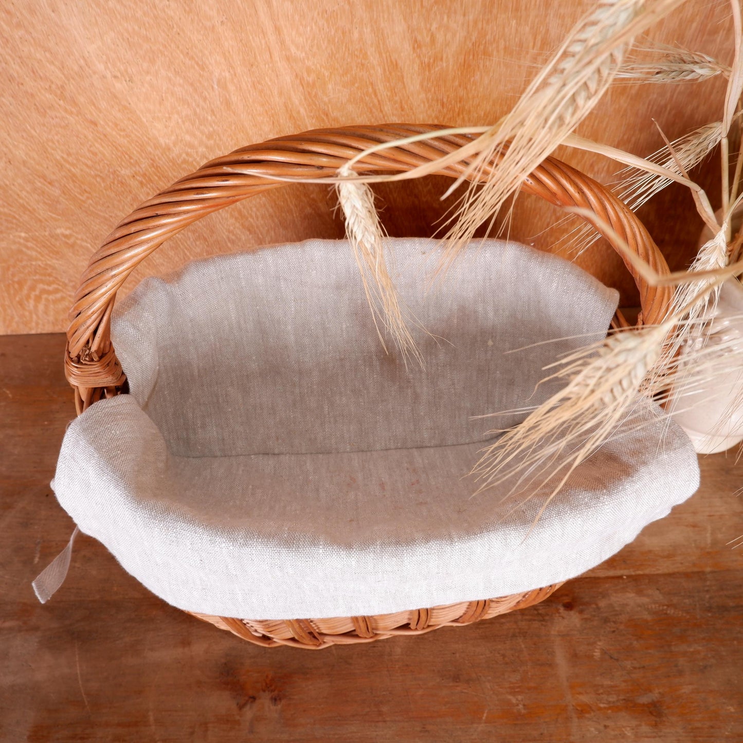 Basket Liner in 100% linen - Customized Easter Basket Liner  -  Easter Basket Liner