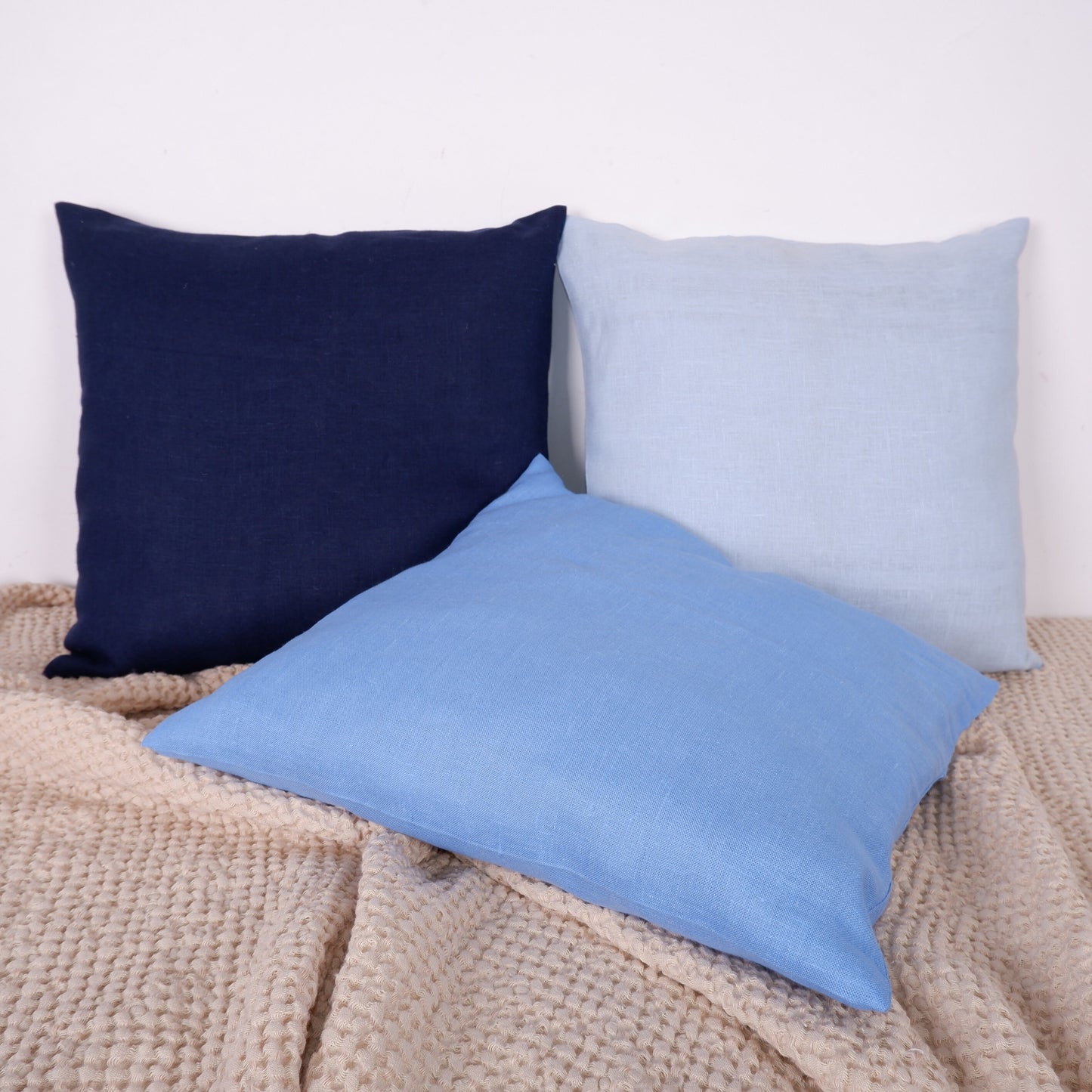 SALE LINEN Cushion cover in green, decorative linen pillow cover blue navy