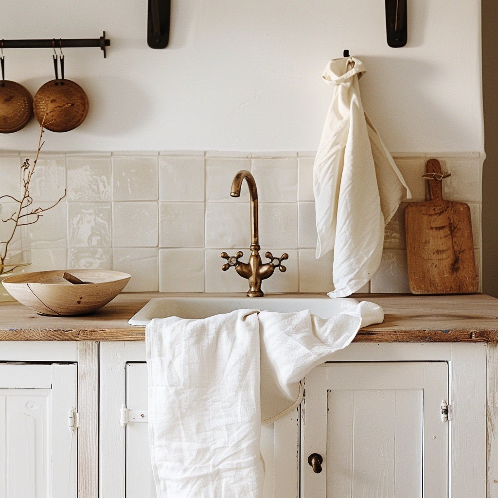 Linen kitchen towel in navy blue, guest linen towel, tea linen towels