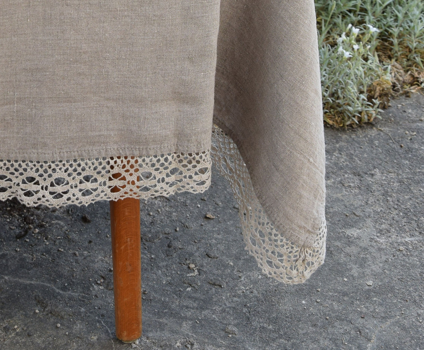 Laced linen tablecloth, 100% Linen tablecloth with LACES Romantic Luxury PREWASHED French table cloth rectangle square oval ALWAYSLOVELINEN