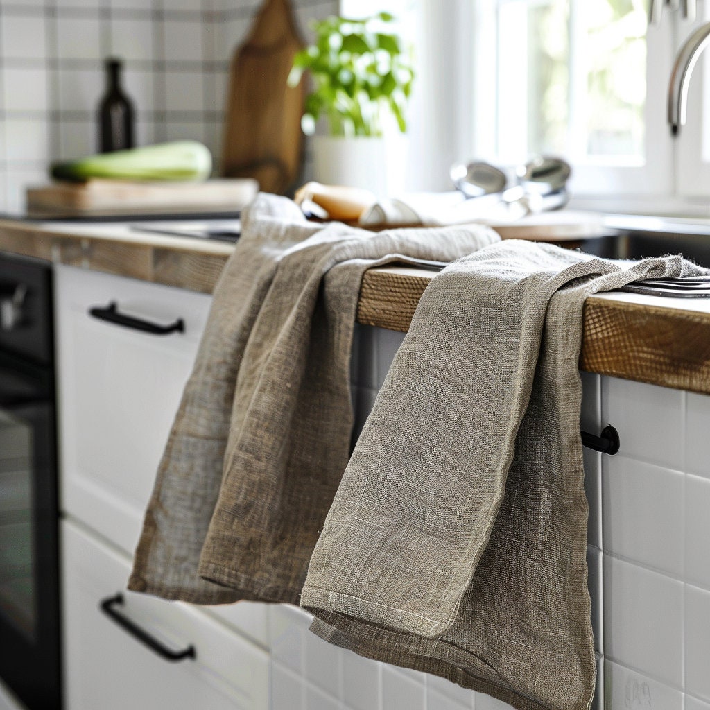 Linen kitchen towel in navy blue, guest linen towel, tea linen towels