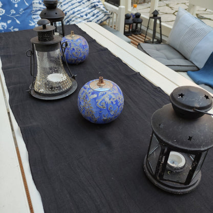 Linen runner in navy in custom size - table setting in linen for wedding parties celebrations - table runner in stone washed linen