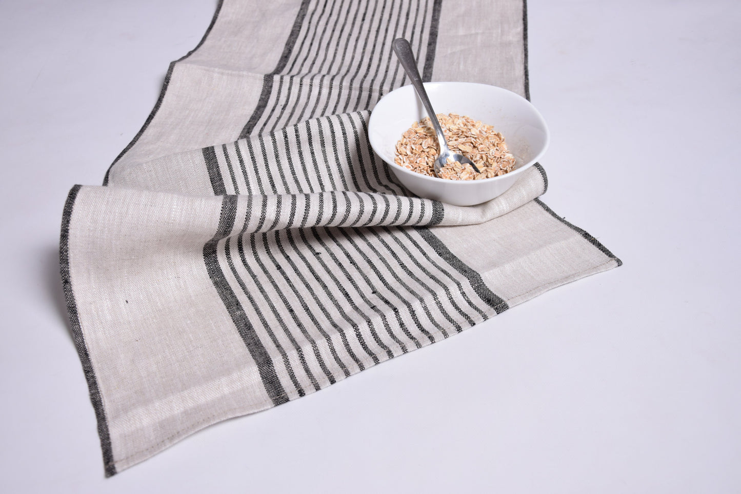 Linen runner - french sack linen.Rustic striped linen Cottage farmhouse coutry style linen. Stonewashed. 100% linen Burlap