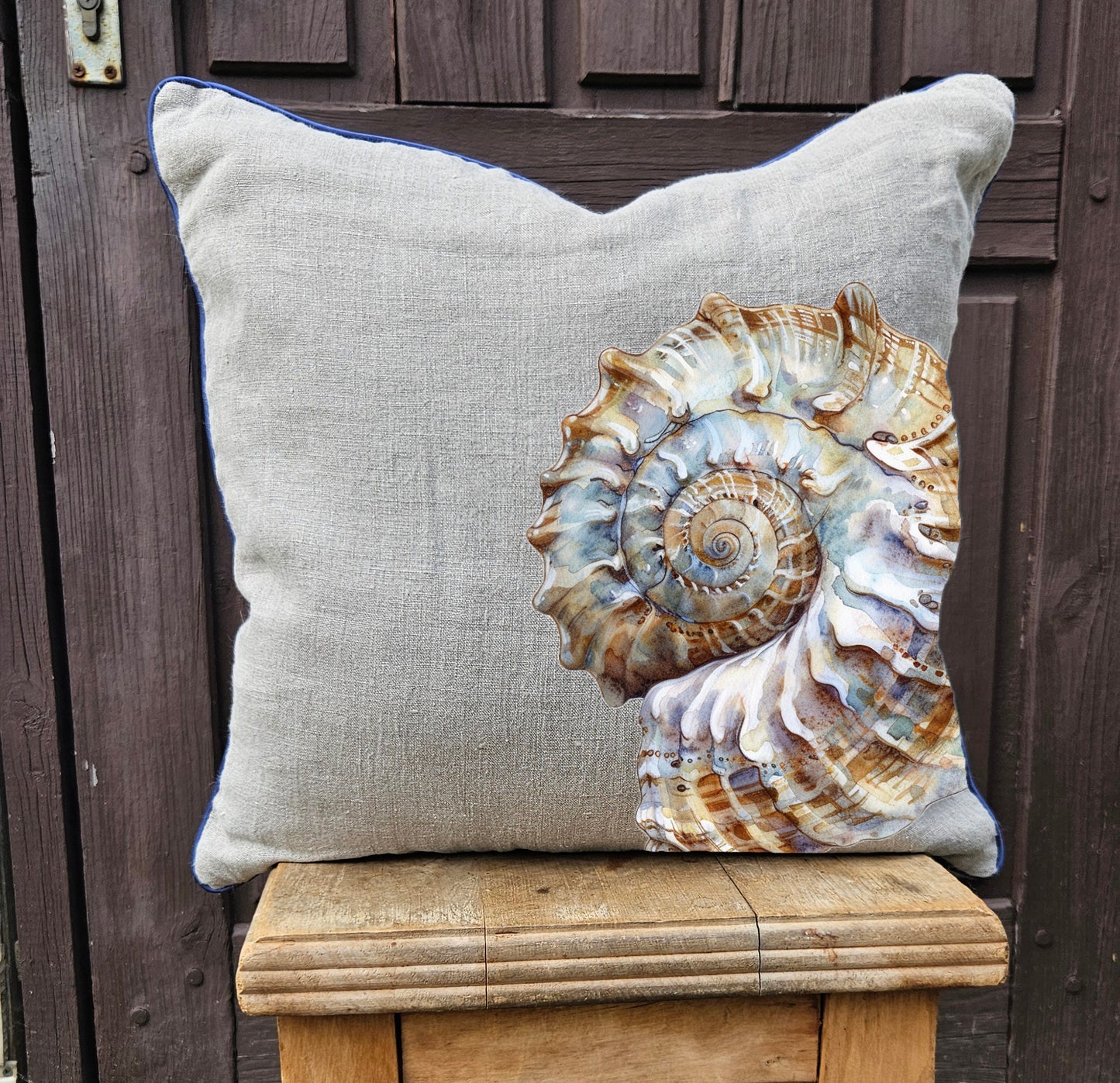 Linen Throw Pillow with shell print, Coastal Decor cushion cover, Nautical Cushion in Linen, linen pillow case French country Cottage