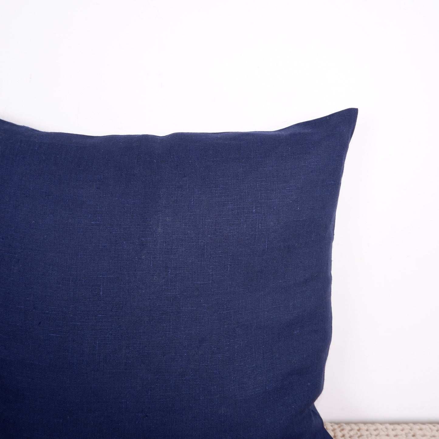 SALE LINEN Cushion cover in green, decorative linen pillow cover