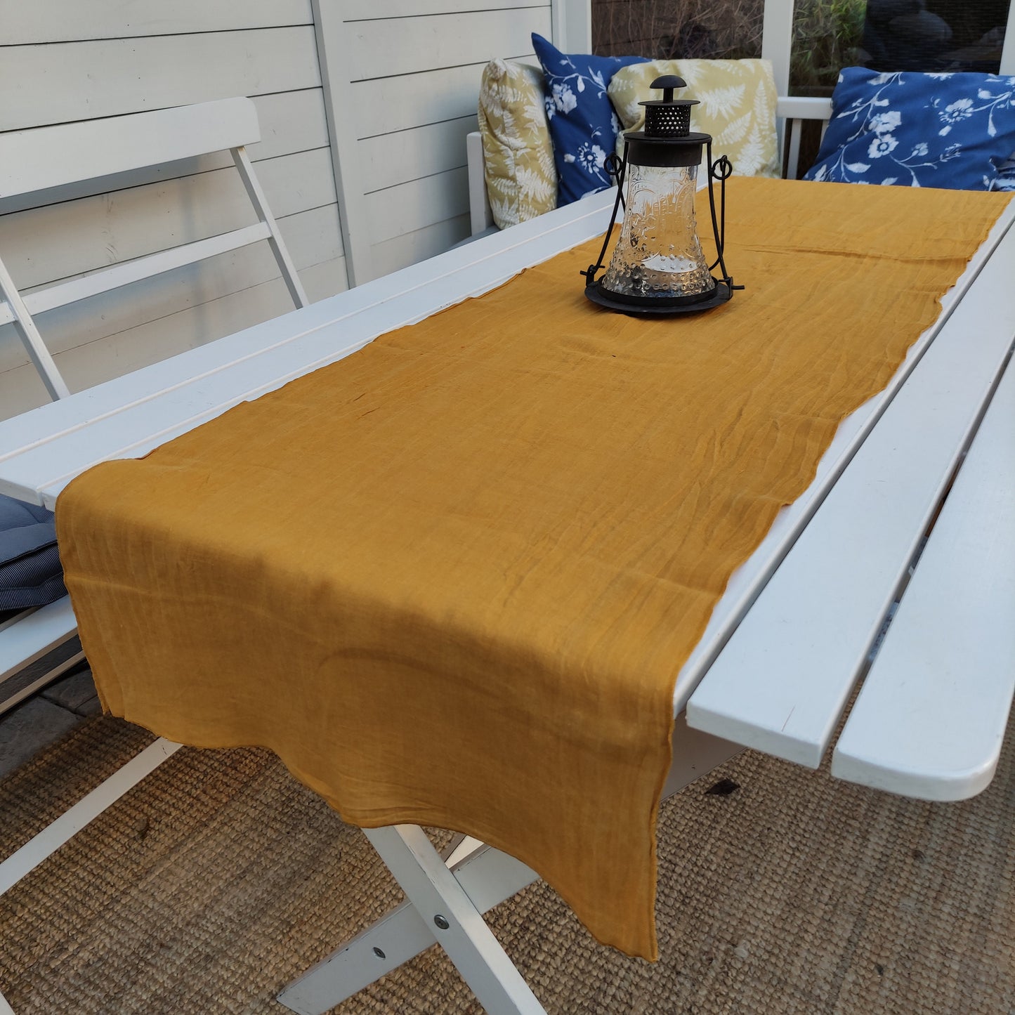 Linen runner in mustard in custom size, table setting in linen for wedding, parties celebrations