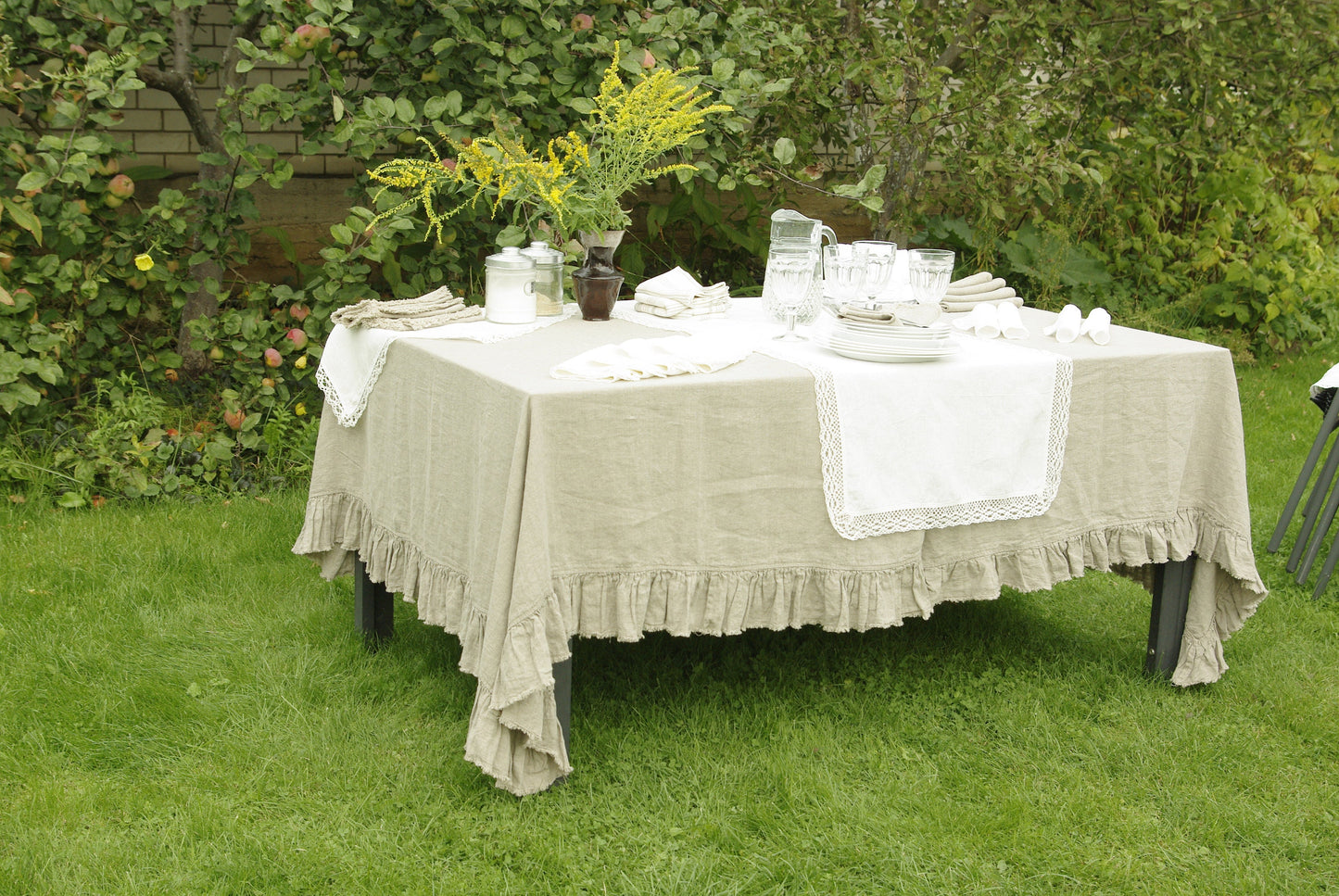 100% Linen tablecloth with RUFFLES - PREWASHED French cloth rustic country style - Farmhouse Shabby chic table decor - striped tanned white