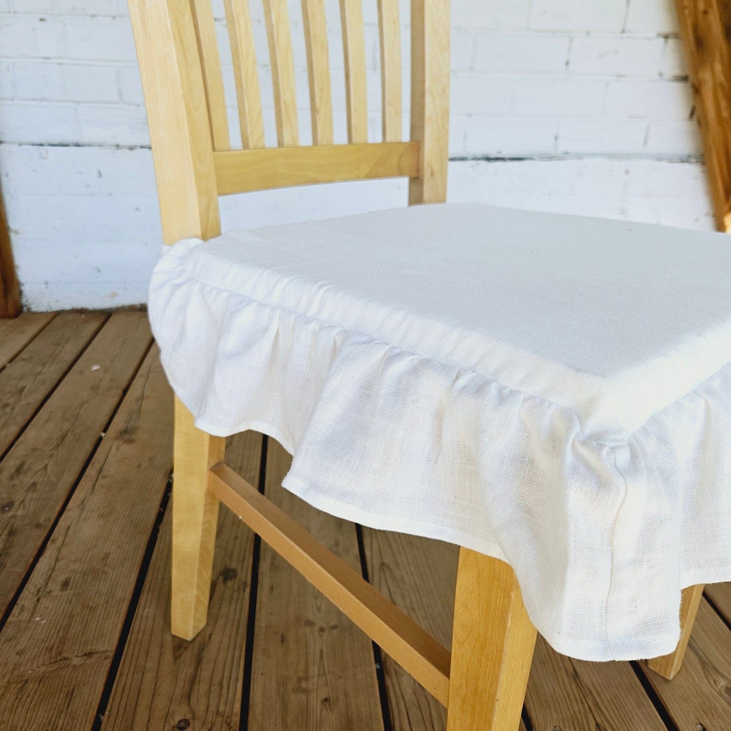 Dining Chair Cover in linen , French Large Linen Chair Seat Covers with 4 sided Ruffle in Natural Flax Color Chair Pad With Ties