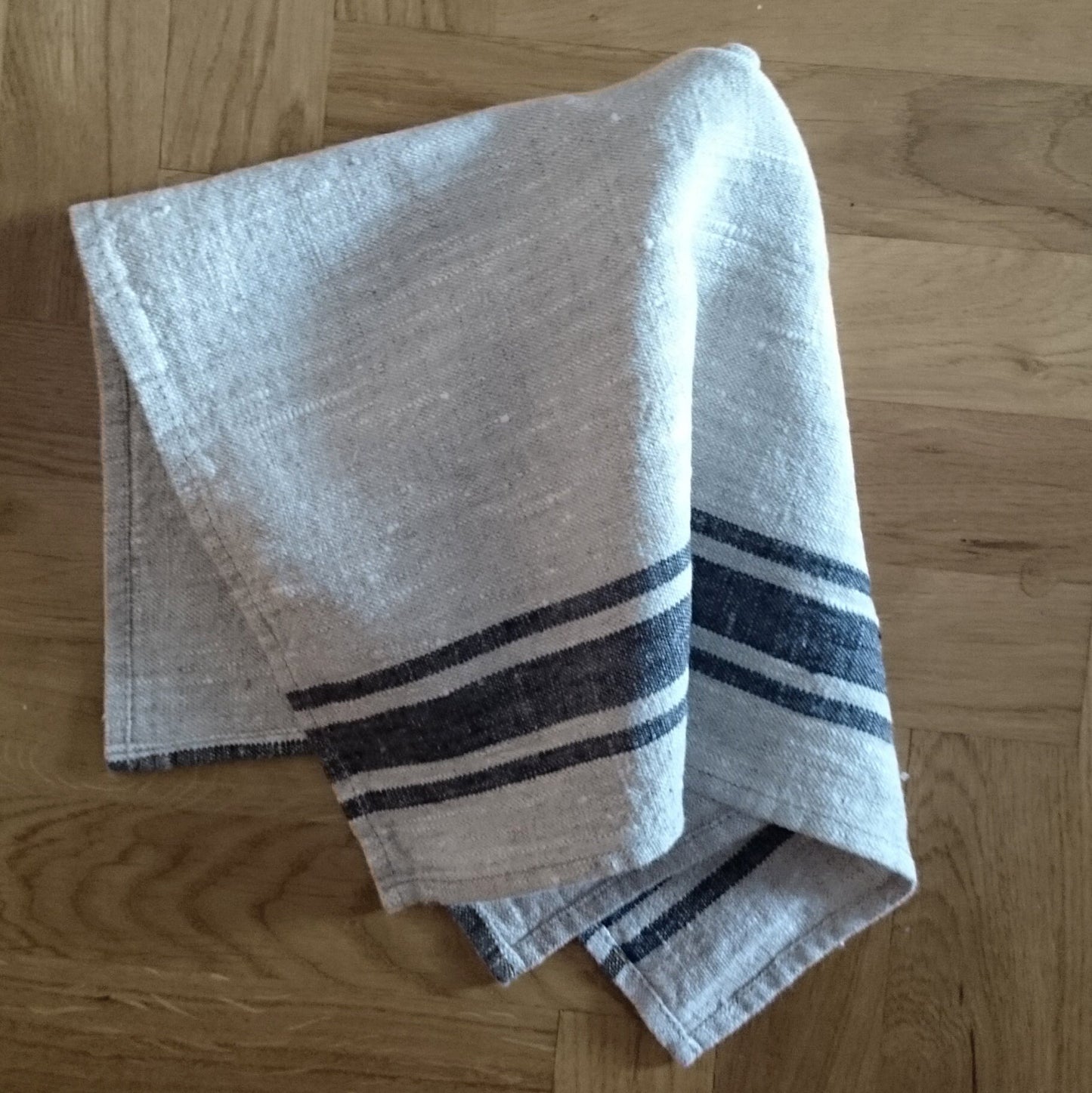 Linen napkins French linen. Natural - navy blue striped Cottage, coutry style linen. Set of linen napkins. Stonewashed. Linen cloth napkins.